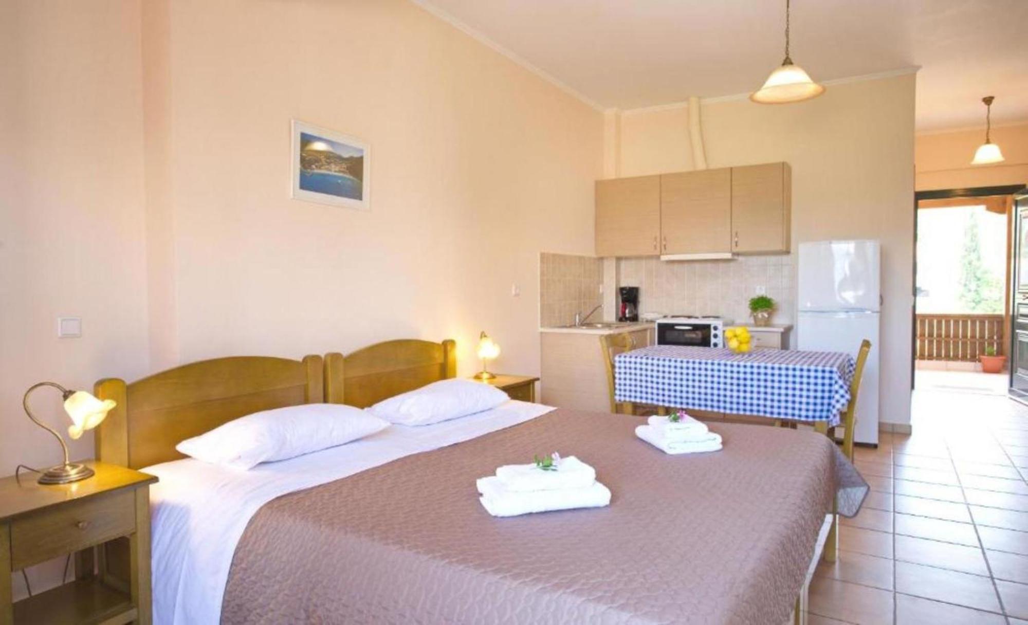 Porto Nirikos Lefkada - Private Parking Apartment Exterior photo